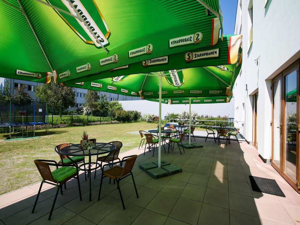 Nad Kralovnou Hotel & Restaurant Прага Номер фото