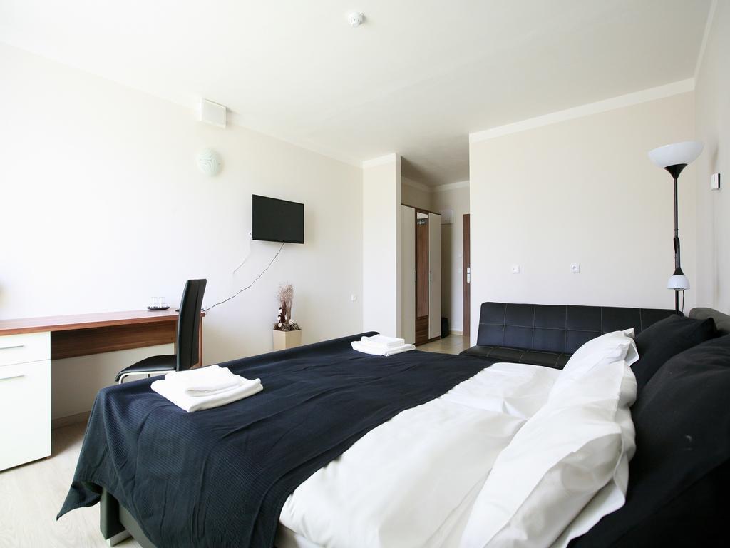 Nad Kralovnou Hotel & Restaurant Прага Номер фото